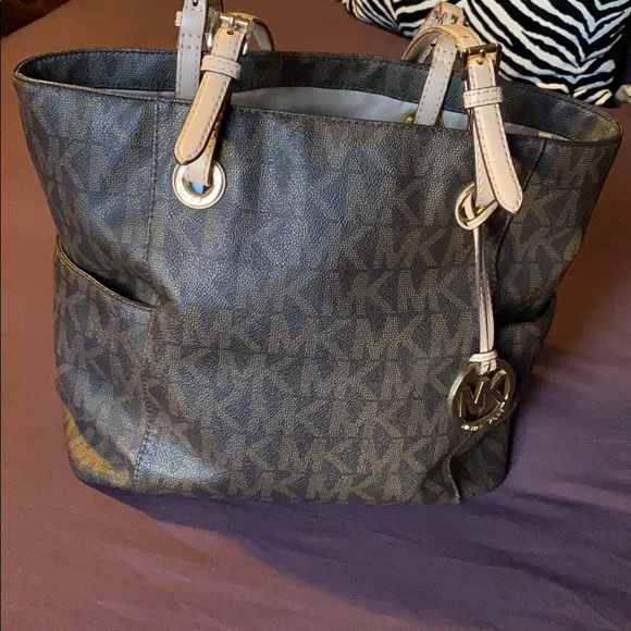 Michael Kors Handbags - Michael Kors Jet Set MK Logo Tote